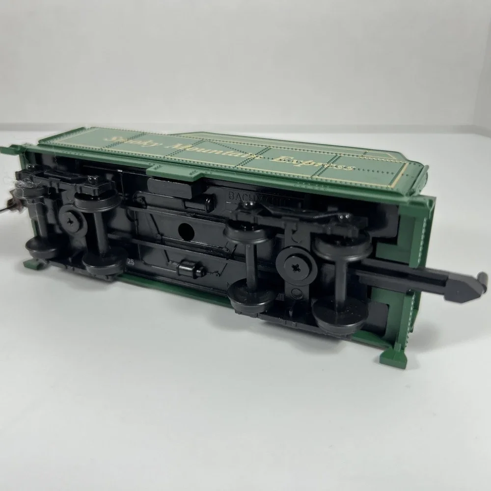 HO Scale SMOKEY MOUNTAIN EXPRESS 0-6-0 Locomotive‎ & Tender Bachmann New 50402